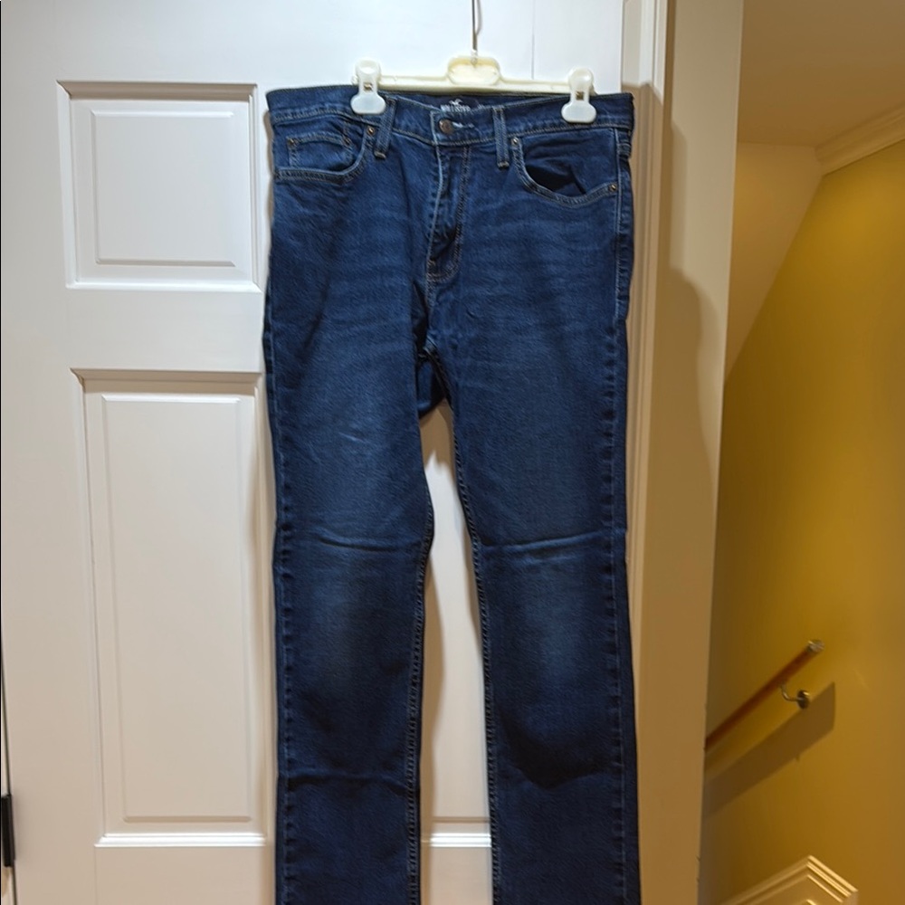 Hollister Slim Straight Jeans in Blue
